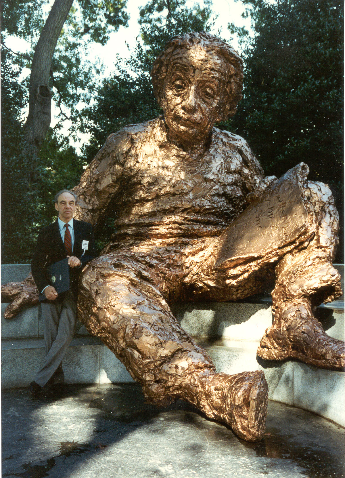 Albert Einstein Statue